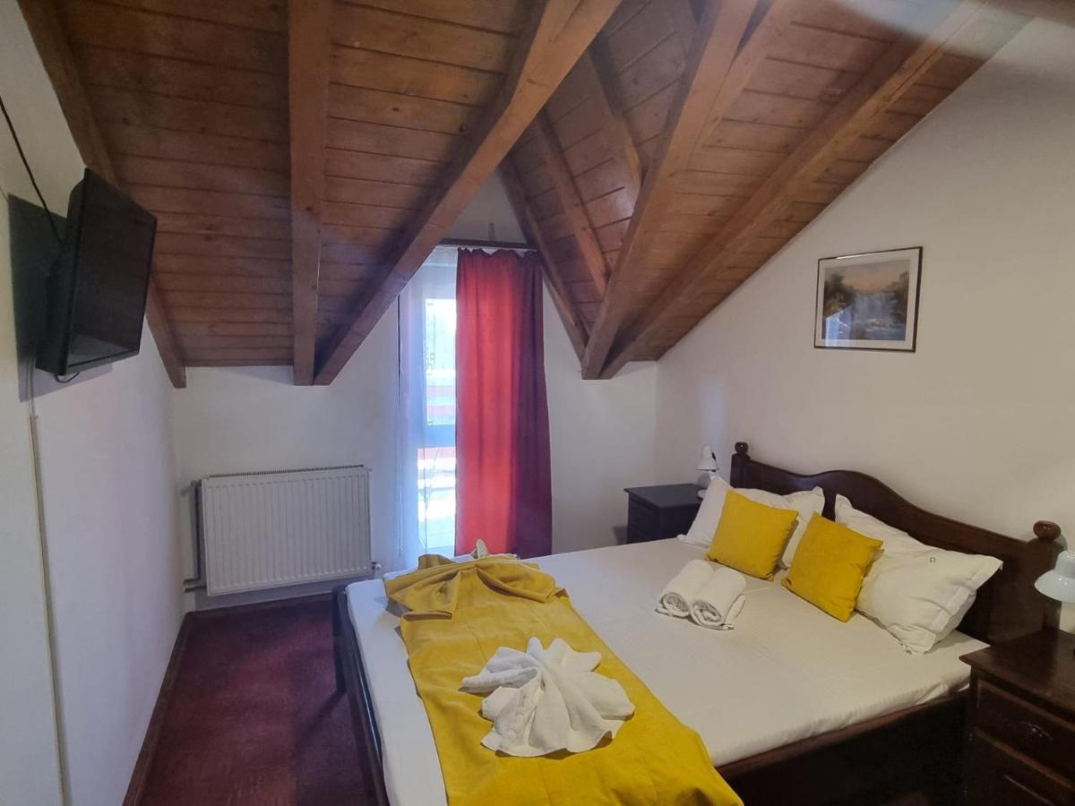Hotel Casa Luca à Vama Veche Extérieur photo