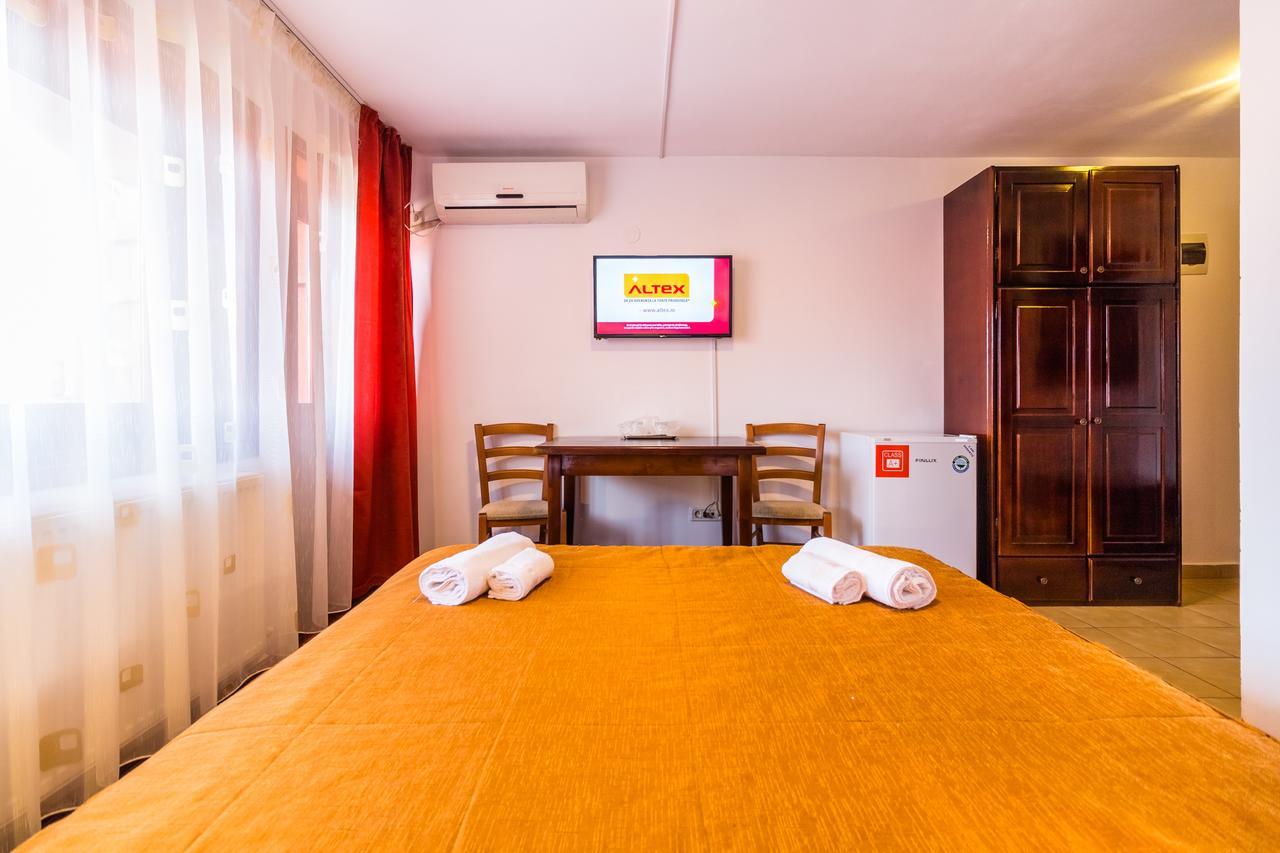 Hotel Casa Luca à Vama Veche Extérieur photo